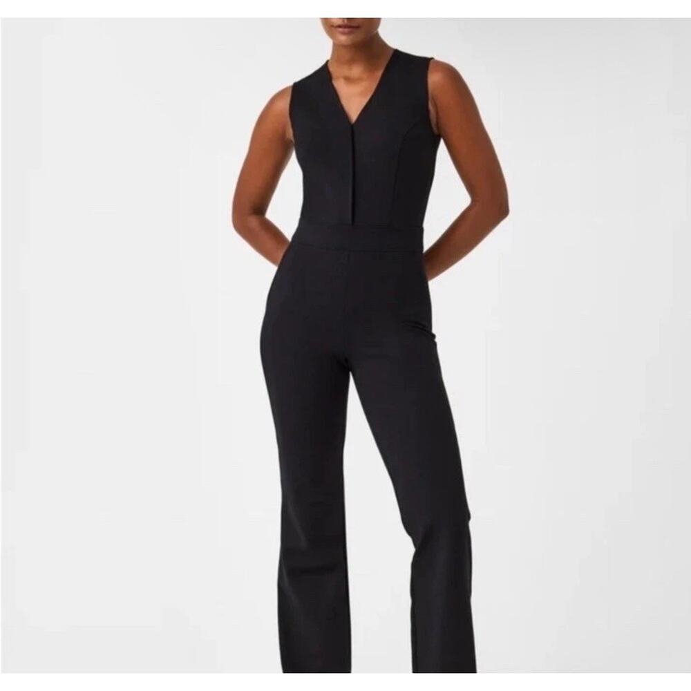 Spanx NEW W/Tag The Perfect Sleeveless Jumpsuit Size S Classic Black / Smoothing